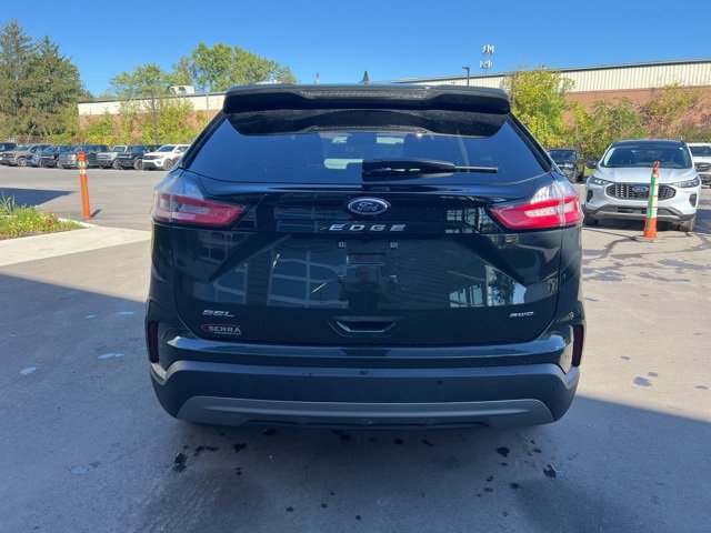 Certified 2023 Ford Edge SEL image 4