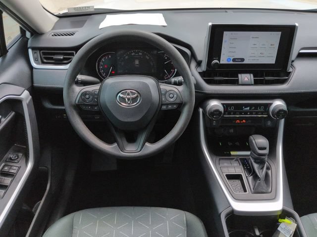 Used 2024 Toyota RAV4 XLE w/ Convenience Package FWD image 18