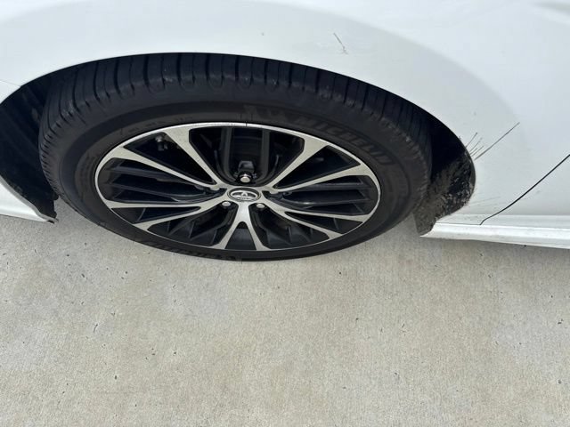 Used 2019 Toyota Camry SE w/ Audio Package FWD image 23
