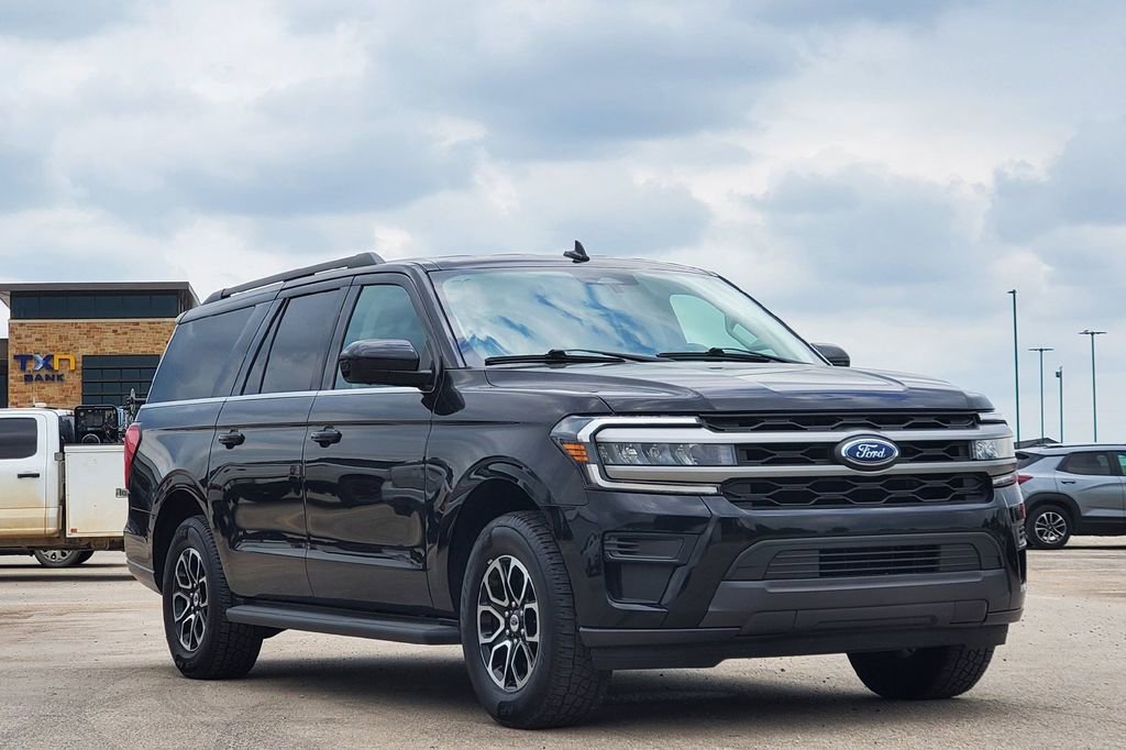Certified 2024 Ford Expedition Max XLT RWD image 27