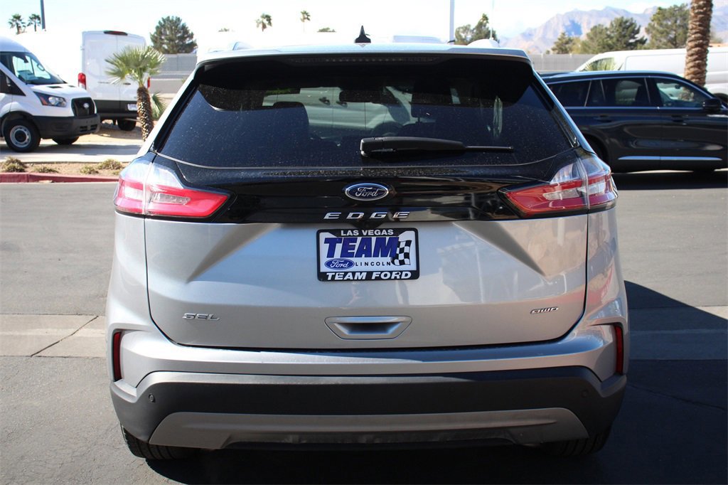 Certified 2022 Ford Edge SEL w/ Convenience Package image 6