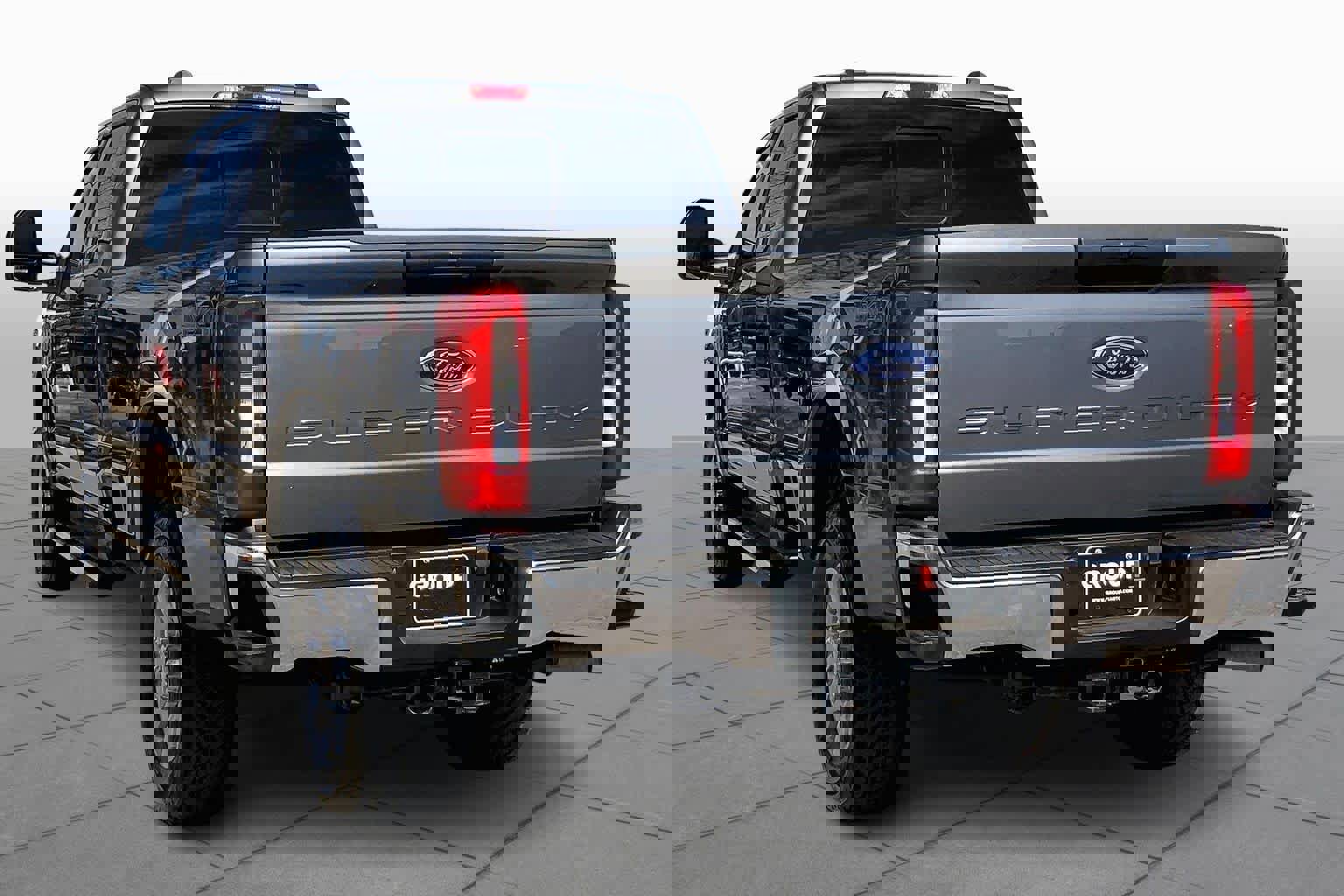 Certified 2023 Ford F250 XLT image 4