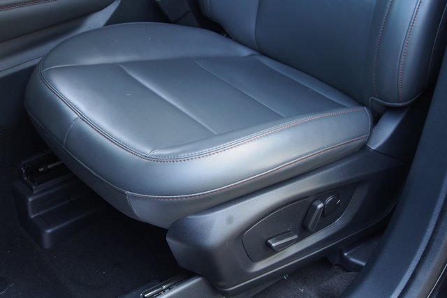 Certified 2025 Ford Explorer Active w/ Active Comfort Package RWD image 20