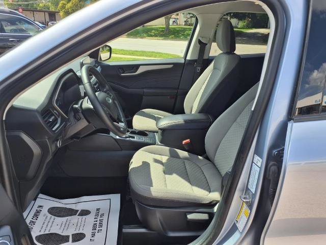 Certified 2022 Ford Escape SE w/ SE Sport Appearance Package image 26