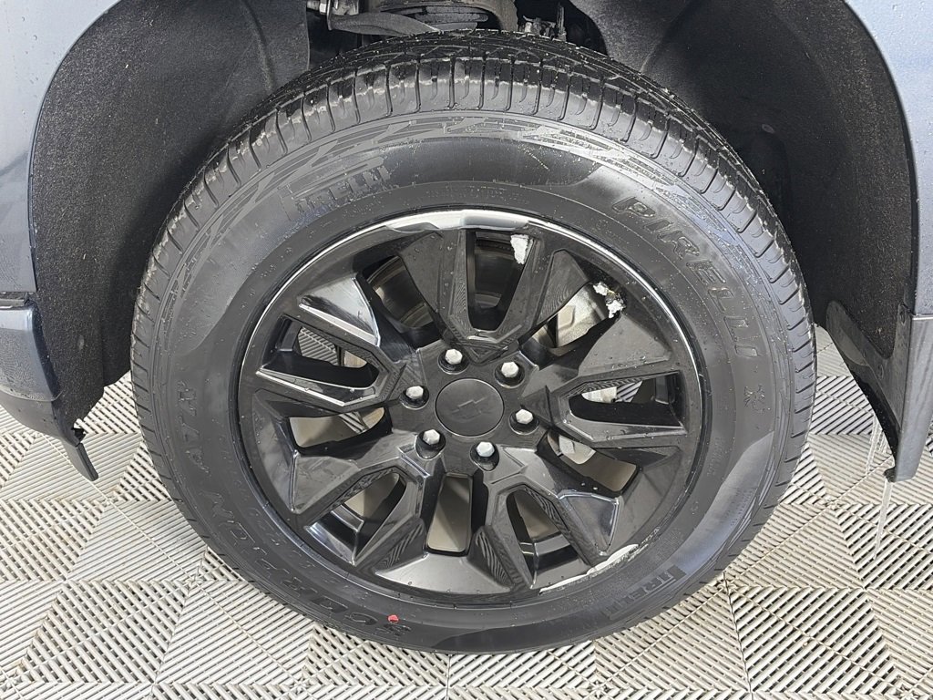 Used 2021 Chevrolet Silverado 1500 Custom w/ LPO, Dark Essentials Package image 8