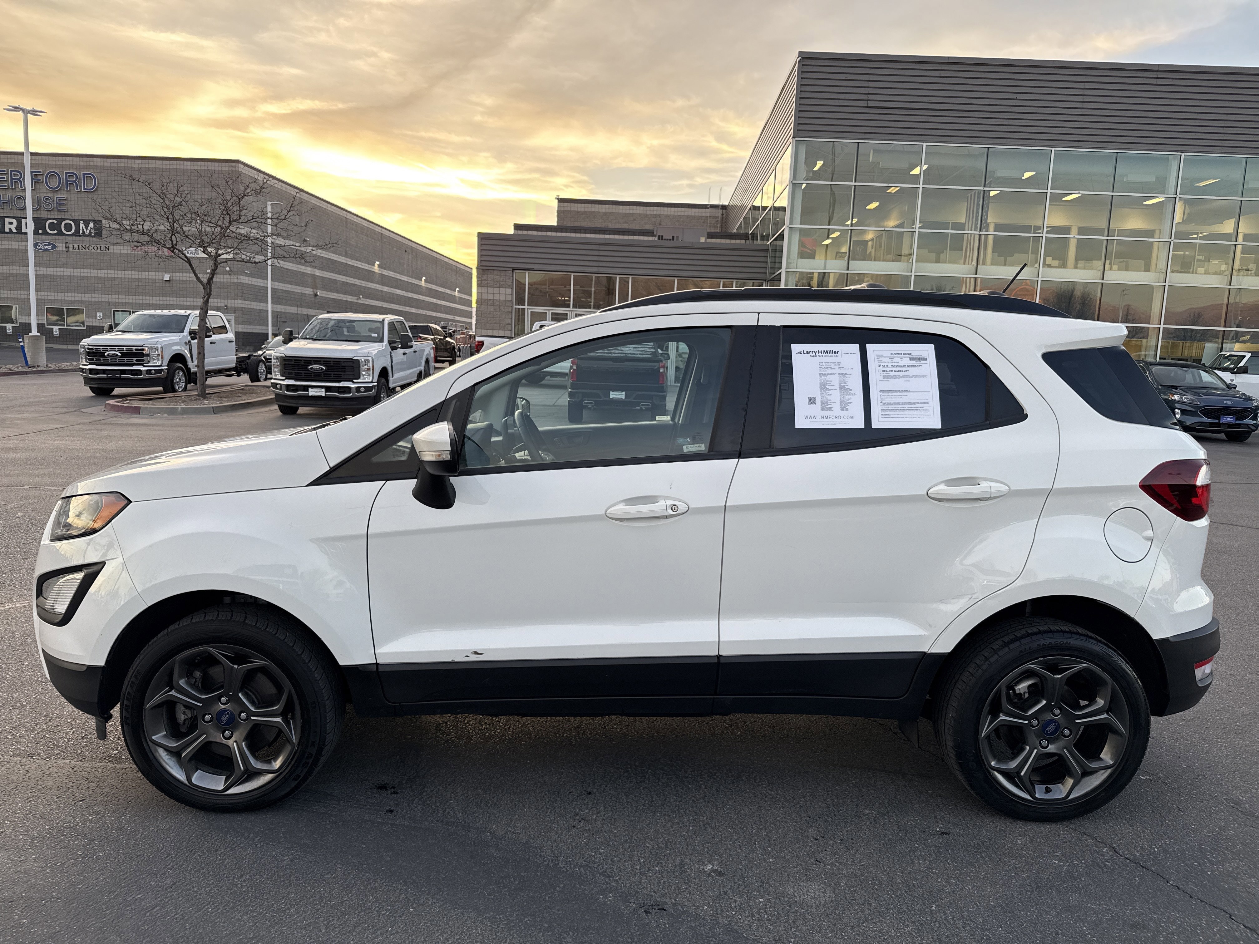 Certified 2018 Ford EcoSport SES image 2