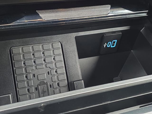 Certified 2025 Ford F350 Lariat w/ Lariat Ultimate Package AWD/4WD image 28