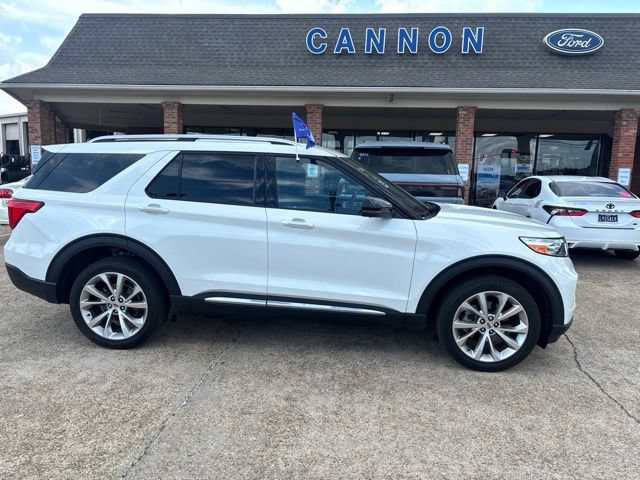 Certified 2023 Ford Explorer Platinum w/ Class IV Trailer Tow Package AWD/4WD image 7