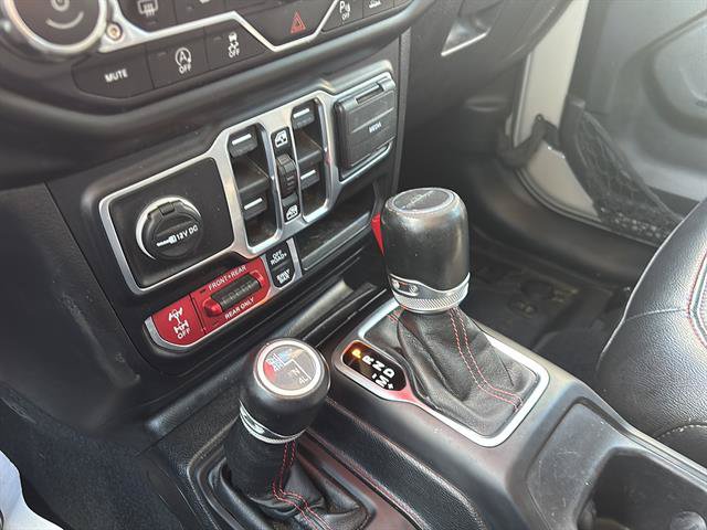 Used 2020 Jeep Gladiator Rubicon AWD/4WD image 25