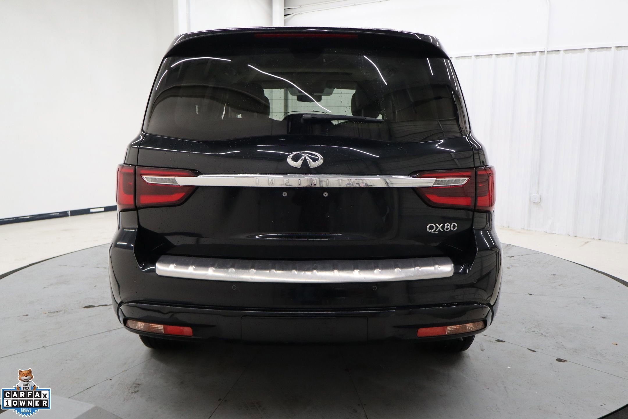 Used 2023 INFINITI QX80 Luxe w/ Cargo Package image 4