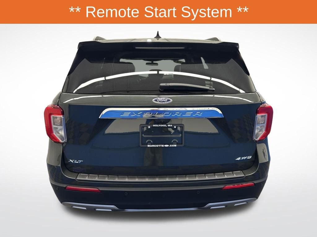 Certified 2022 Ford Explorer XLT w/ Equipment Group 202A image 5
