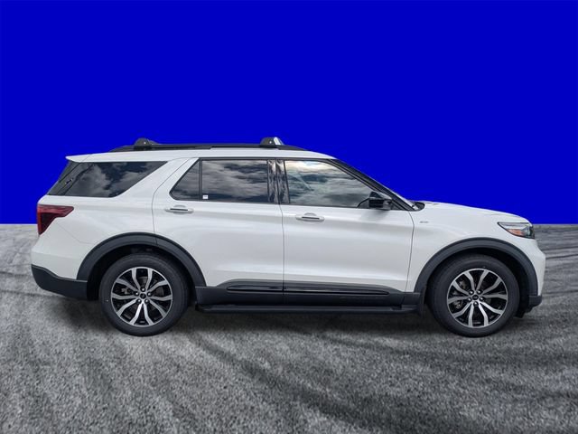 Certified 2022 Ford Explorer ST-Line w/ Class IV Trailer Tow Package RWD image 3