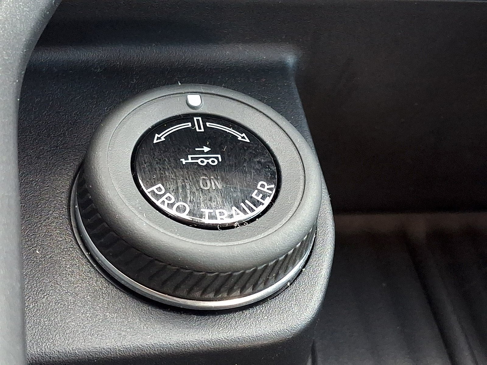 Certified 2025 Ford Expedition Active AWD/4WD image 21