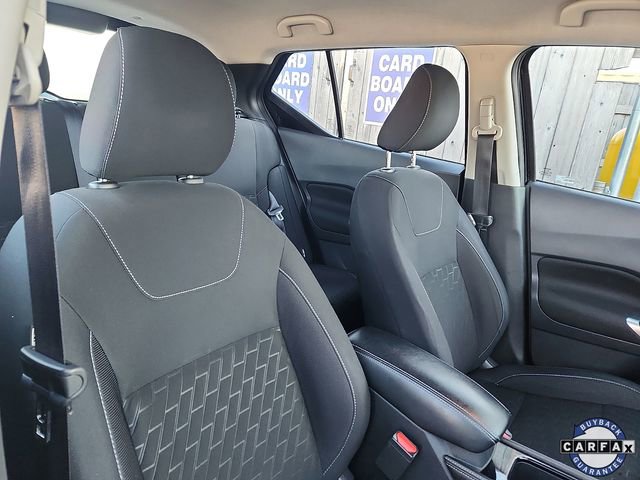 Used 2021 Nissan Kicks SV image 31