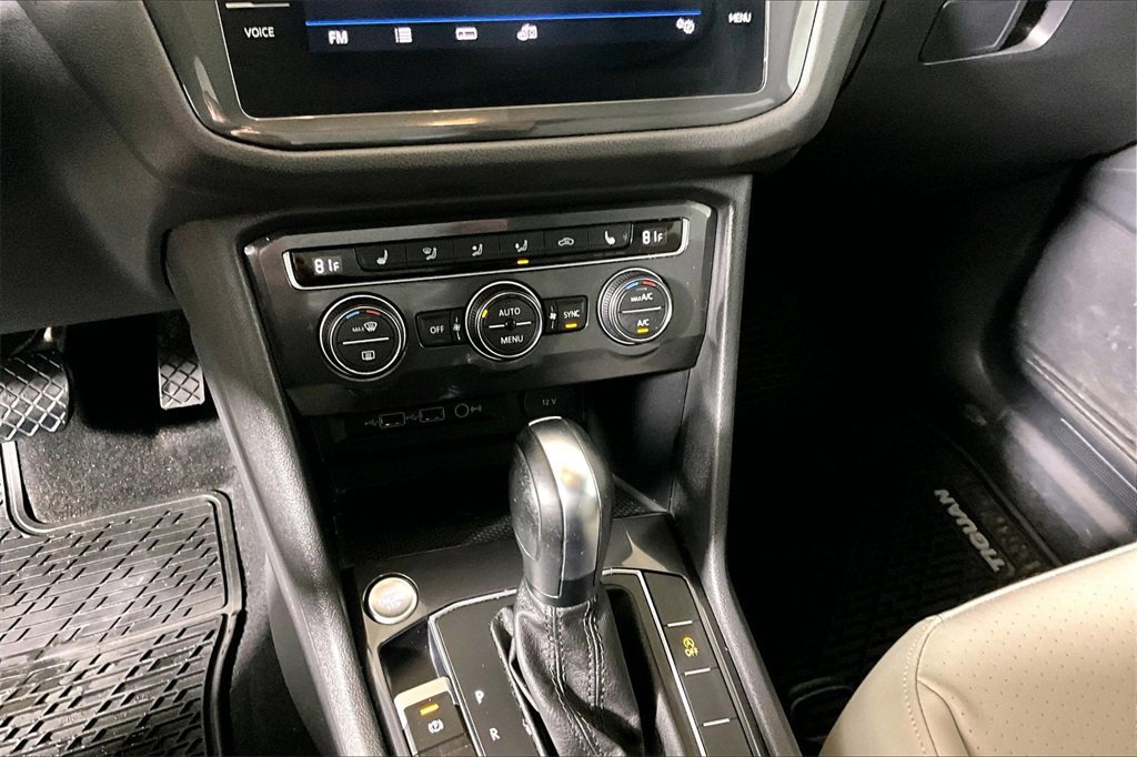 Used 2020 Volkswagen Tiguan SE image 26