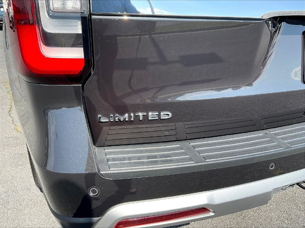 Certified 2024 Ford Expedition Limited AWD/4WD image 24