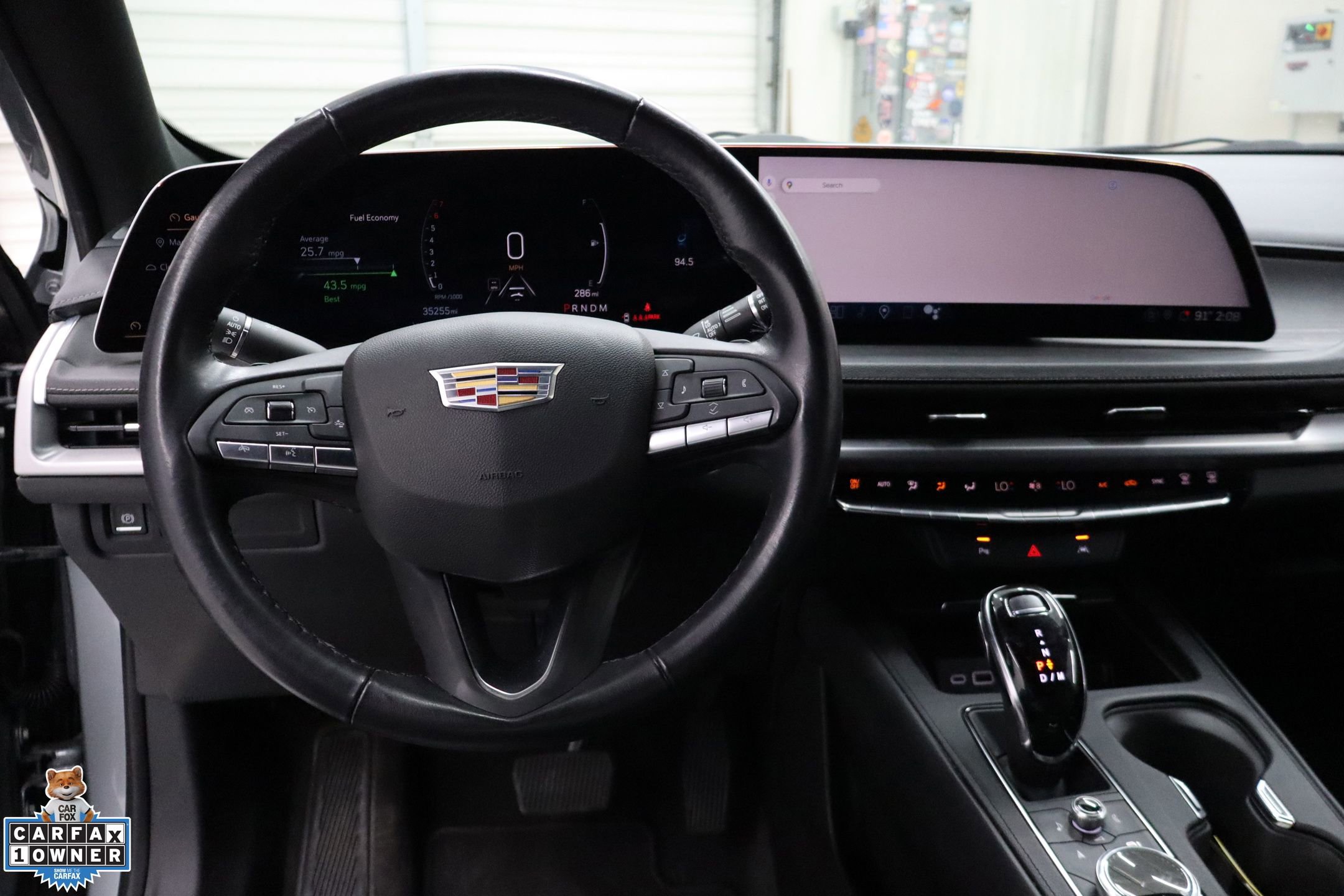 Used 2025 Cadillac XT4 Premium Luxury FWD image 18