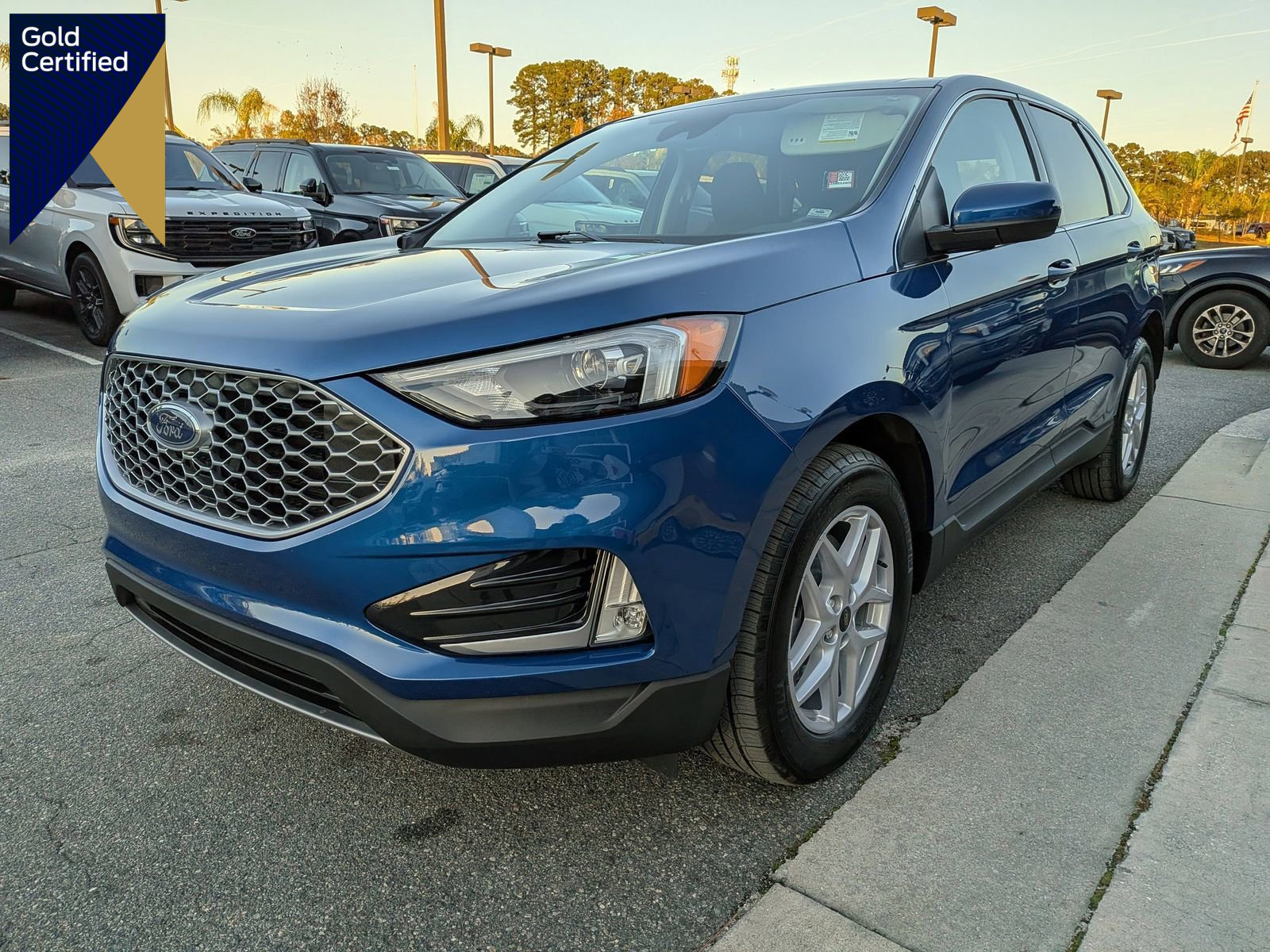 Certified 2023 Ford Edge SEL w/ Convenience Package