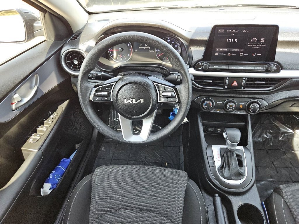 Used 2024 Kia Forte LXS FWD image 21