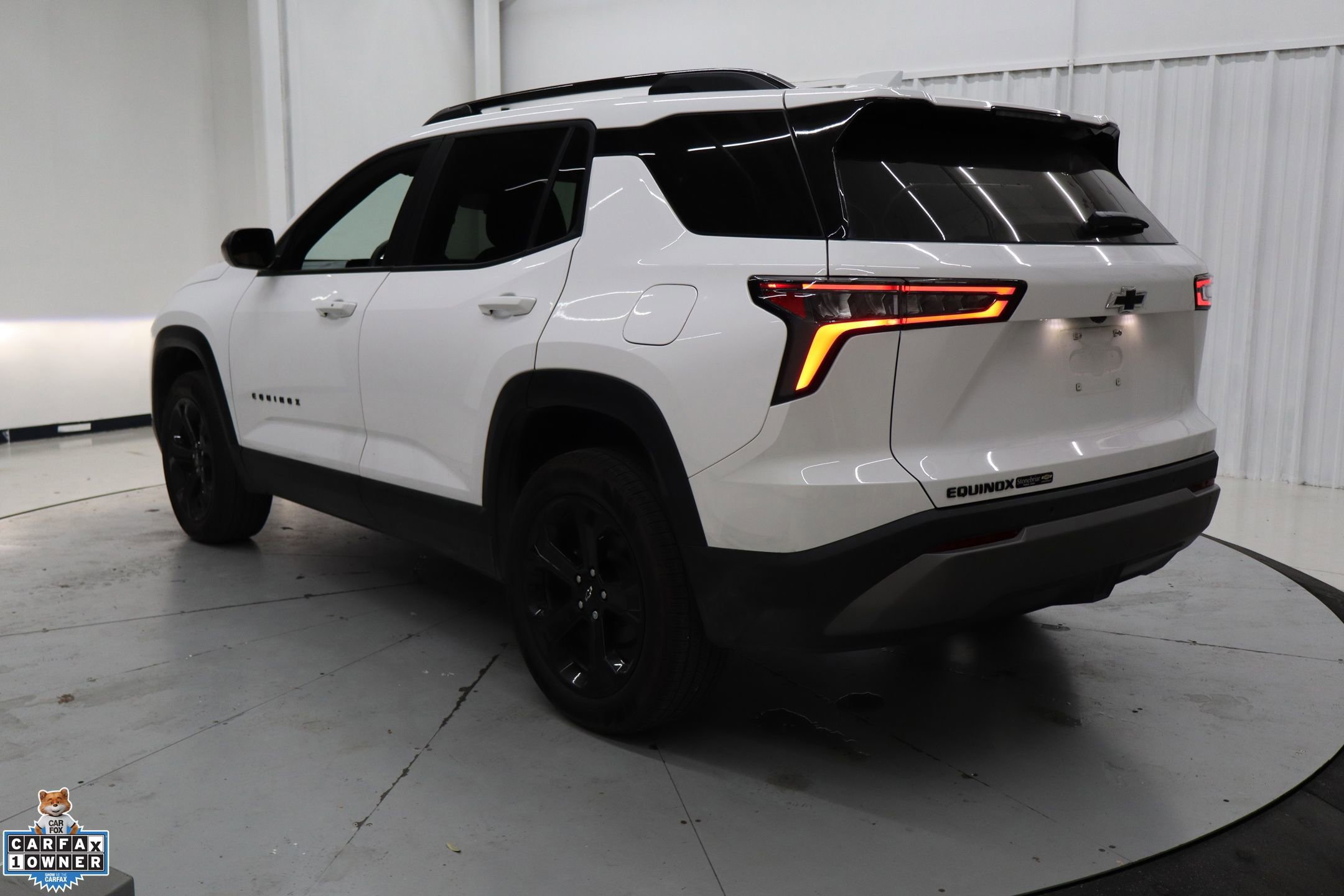 Used 2026 Chevrolet Equinox LT w/ Midnight Edition image 3