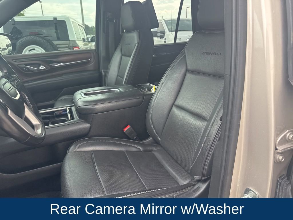 Used 2021 GMC Yukon Denali w/ Denali Premium Package AWD/4WD image 14