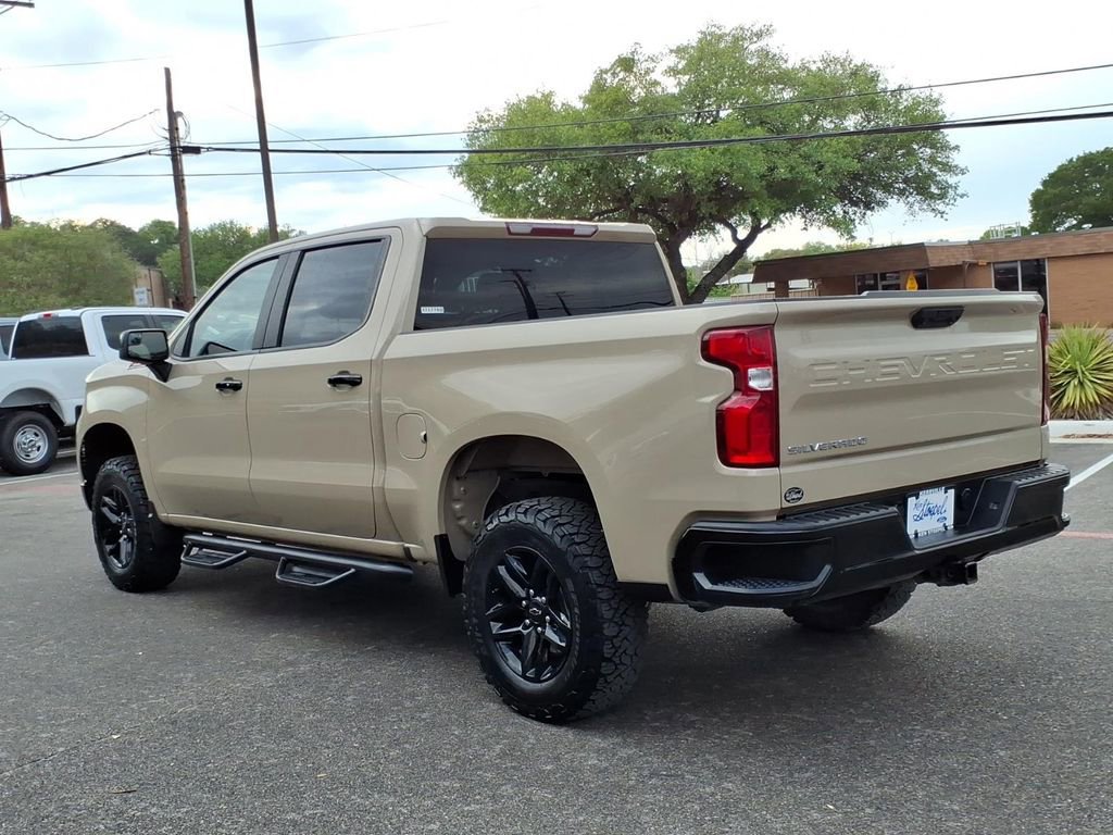 Used 2022 Chevrolet Silverado 1500 LT Trail Boss image 2