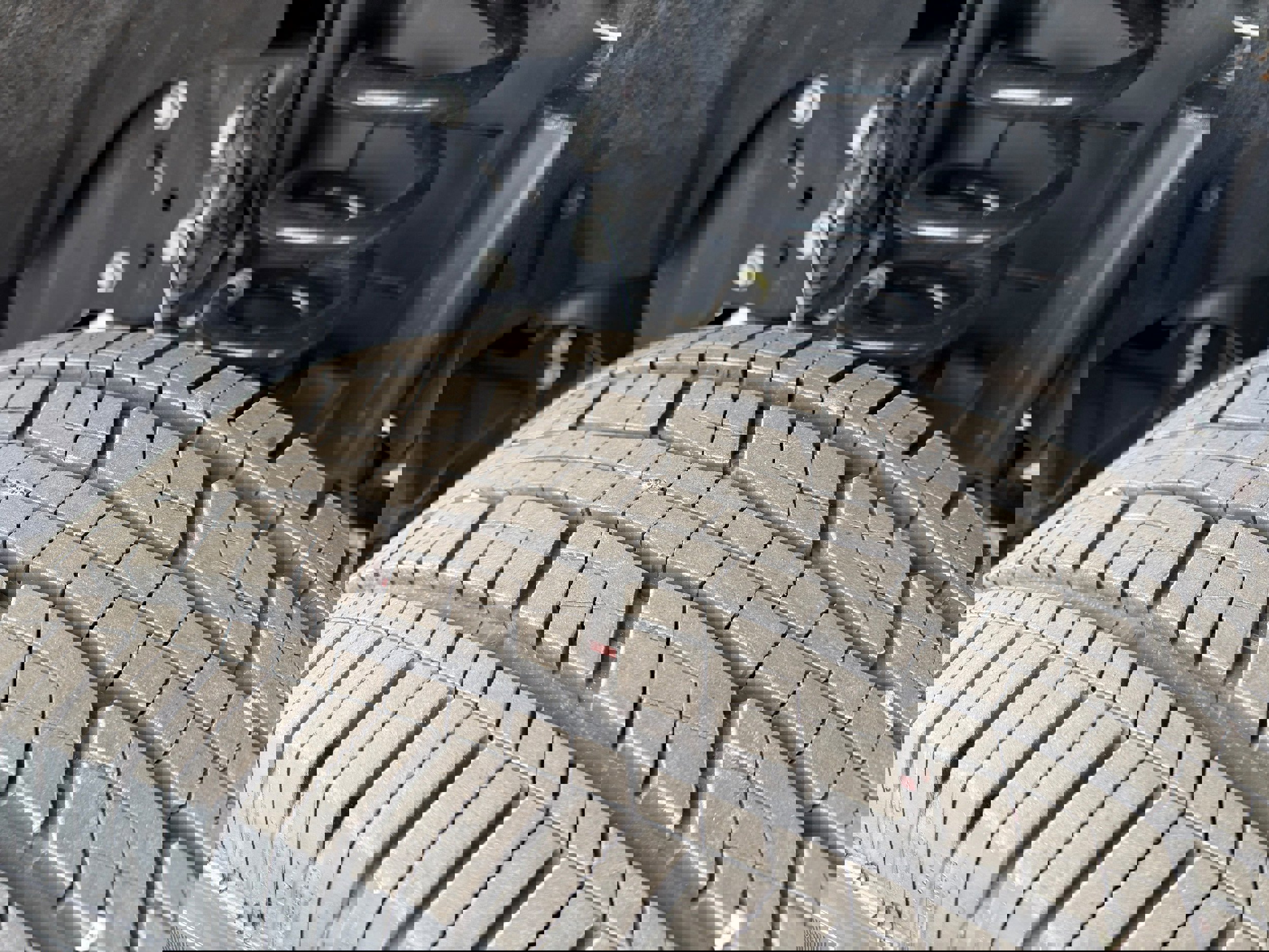 Certified 2025 Ford F250 XLT w/ Snow Plow Prep Package image 32