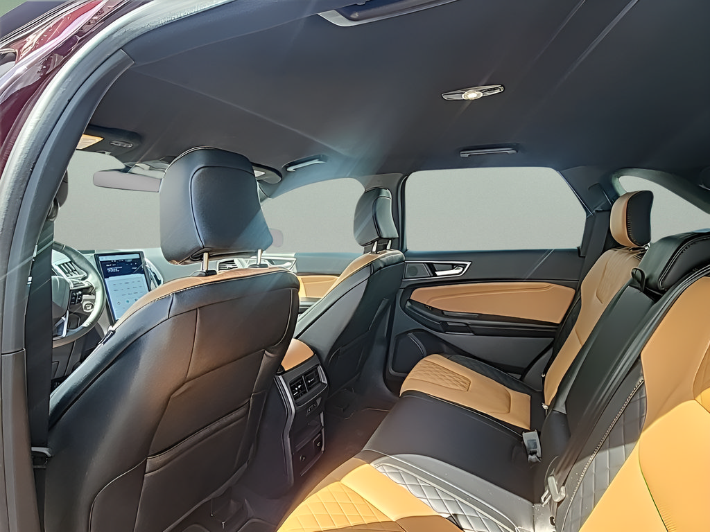 Certified 2024 Ford Edge Titanium w/ Titanium Elite Package AWD/4WD image 17