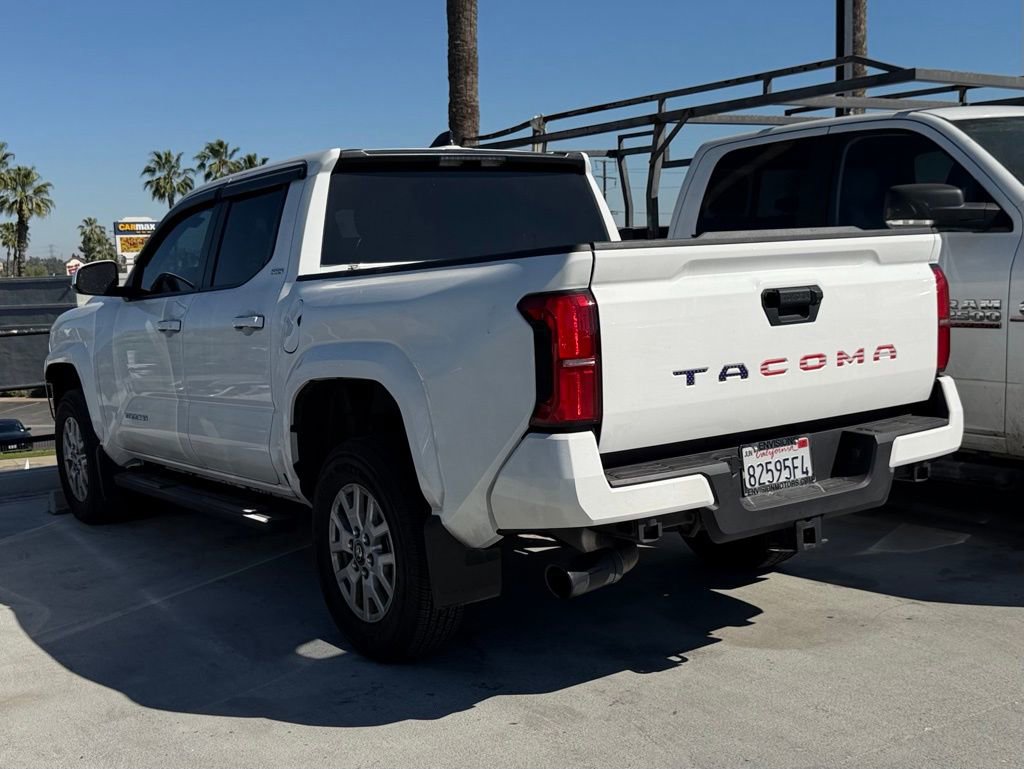 Used 2025 Toyota Tacoma SR5 image 3