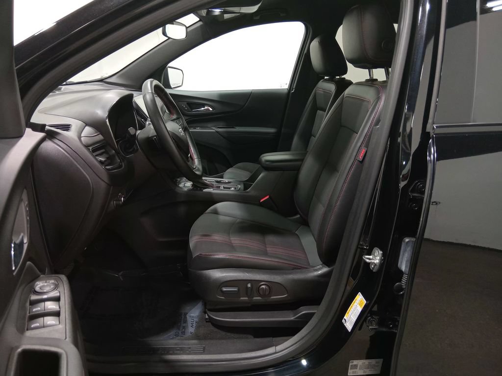 Used 2023 Chevrolet Equinox RS AWD/4WD image 15