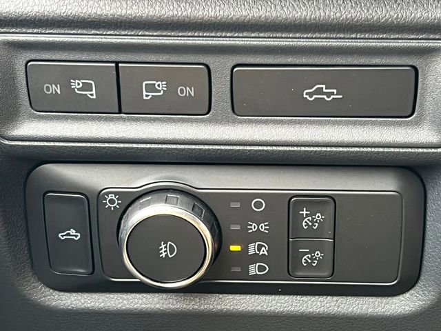 Certified 2022 Ford F150 Raptor w/ Equipment Group 801A High image 33