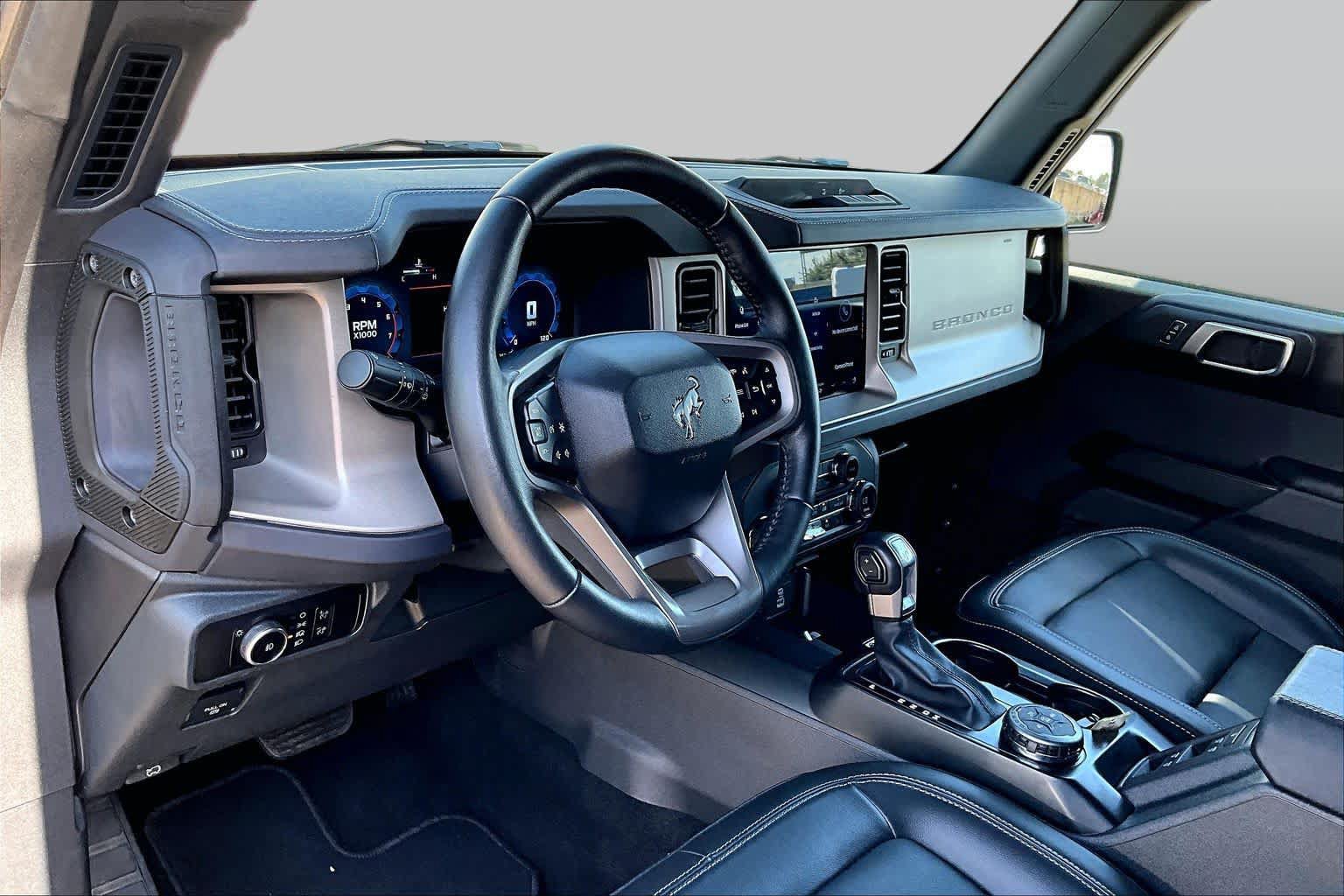 Certified 2025 Ford Bronco Outer Banks AWD/4WD image 18