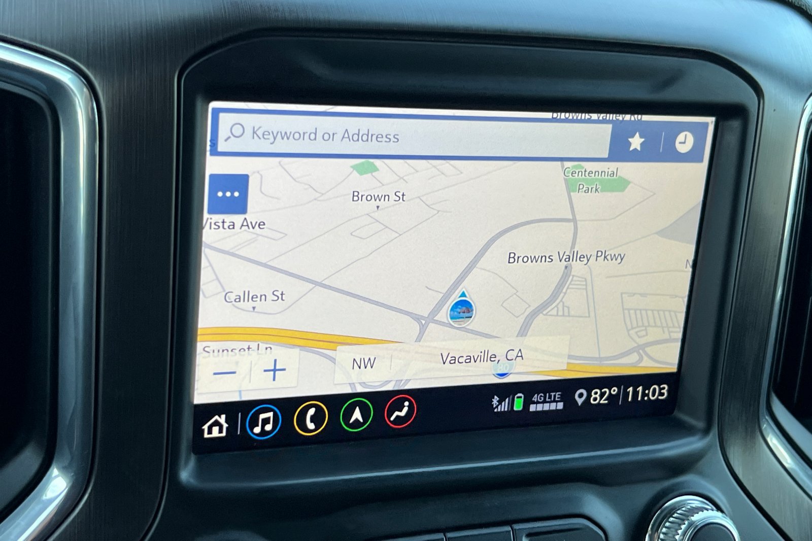 Used 2020 GMC Sierra 2500 AT4 w/ AT4 Premium Package AWD/4WD image 19