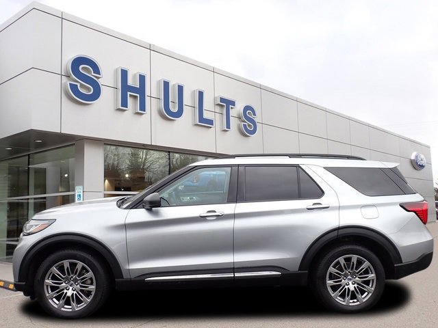 Certified 2025 Ford Explorer Active w/ Active Comfort Package image 6