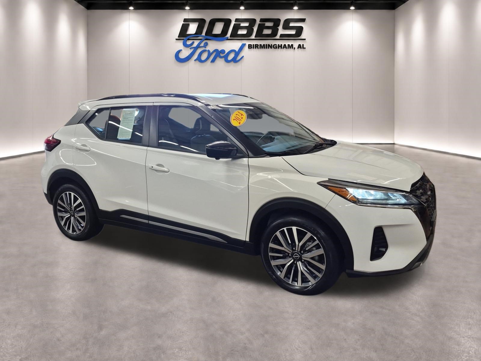 Used 2024 Nissan Kicks SR w/ SR Premium Package