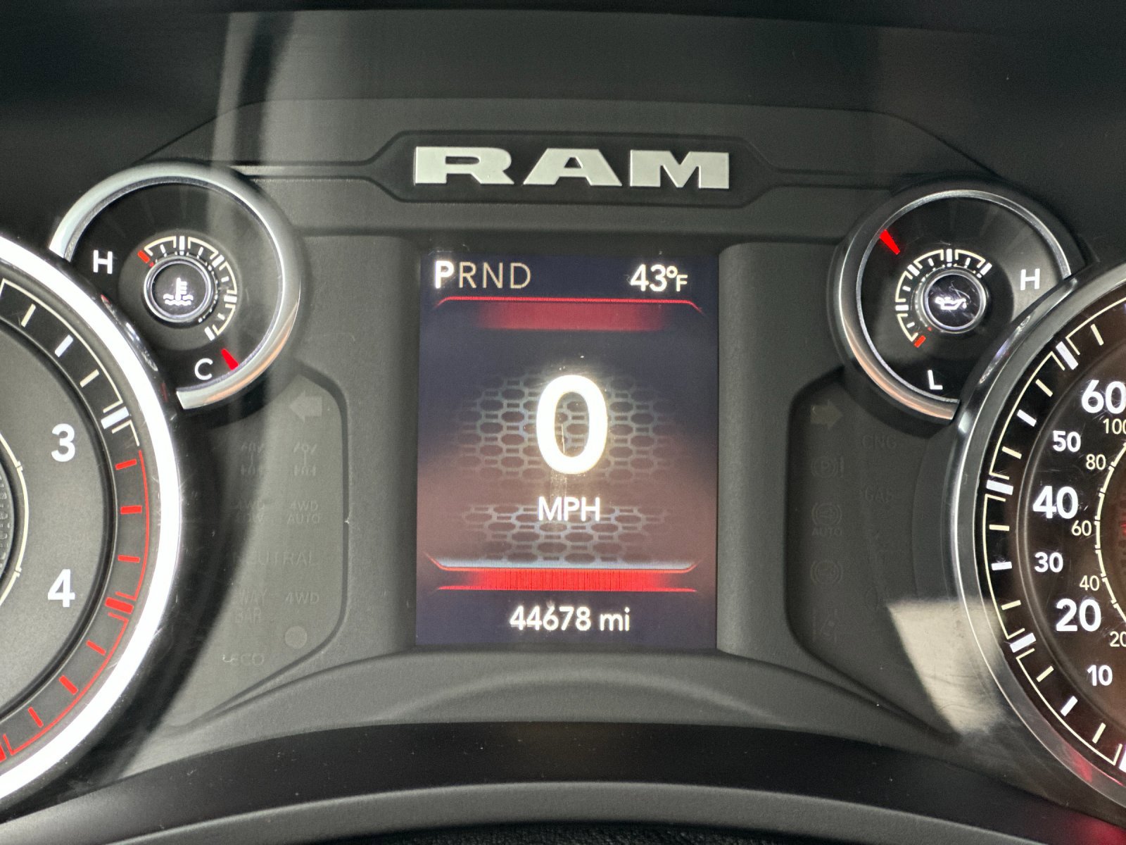 Used 2024 RAM 2500 Big Horn image 26