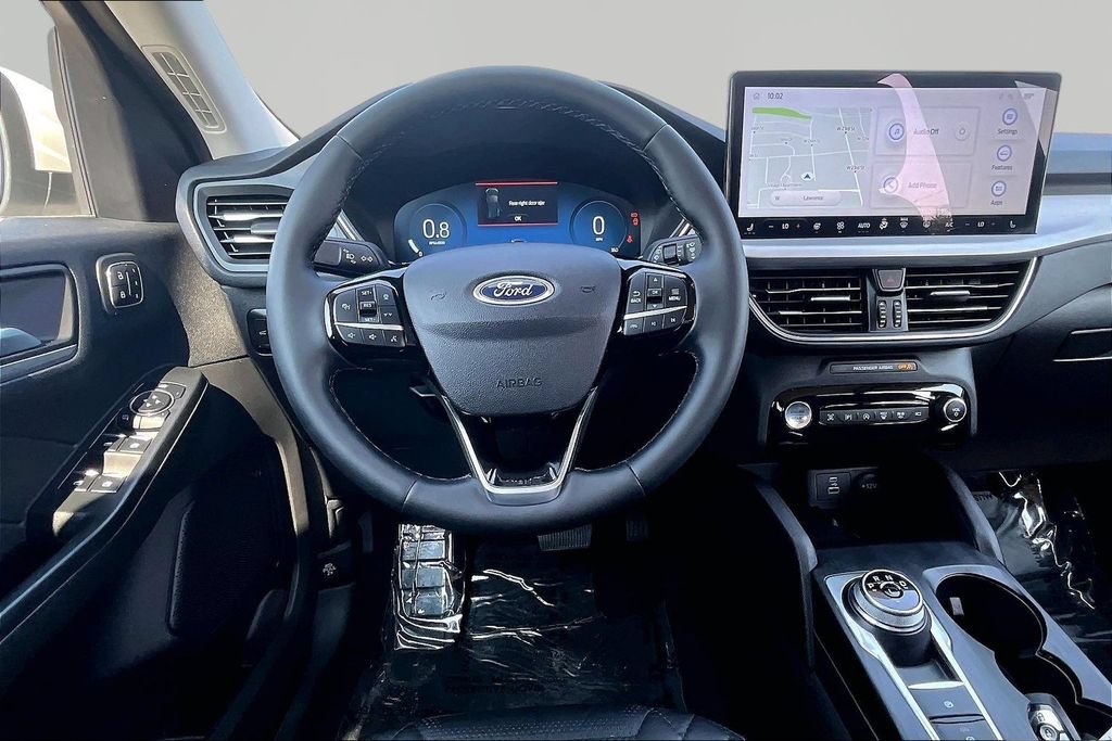 Certified 2023 Ford Escape Platinum w/ Premium Technology Package AWD/4WD image 5