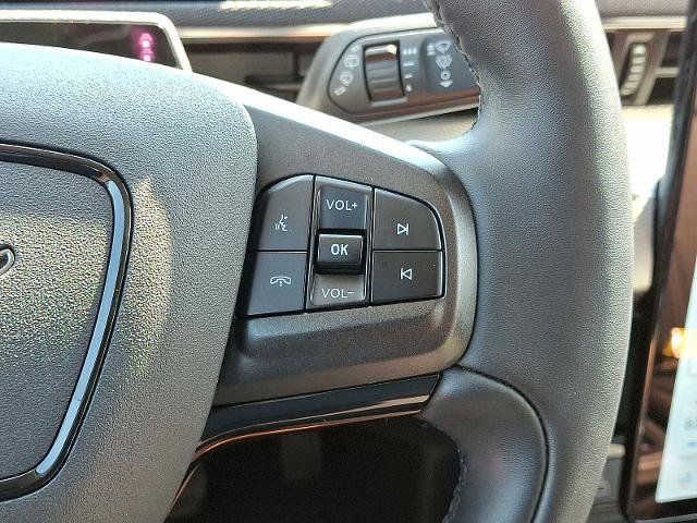 Certified 2022 Ford Mustang Mach-E Select w/ Comfort/Technology Package image 21