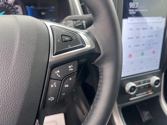 Certified 2024 Ford Edge SEL w/ Convenience Package image 11