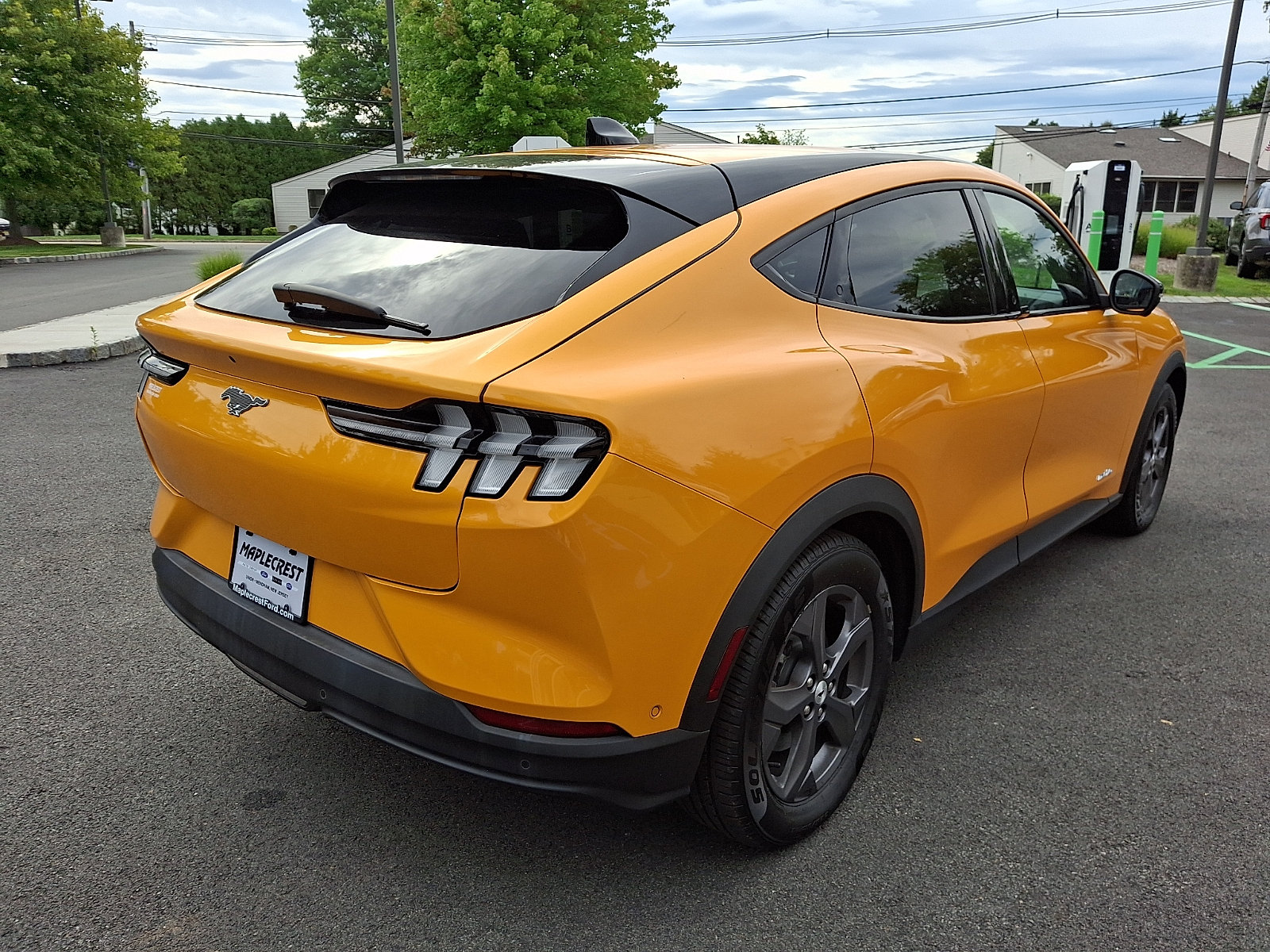 Certified 2023 Ford Mustang Mach-E Select AWD/4WD image 5