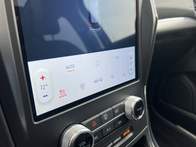 Certified 2024 Ford Edge Titanium w/ Equipment Group 301A image 15