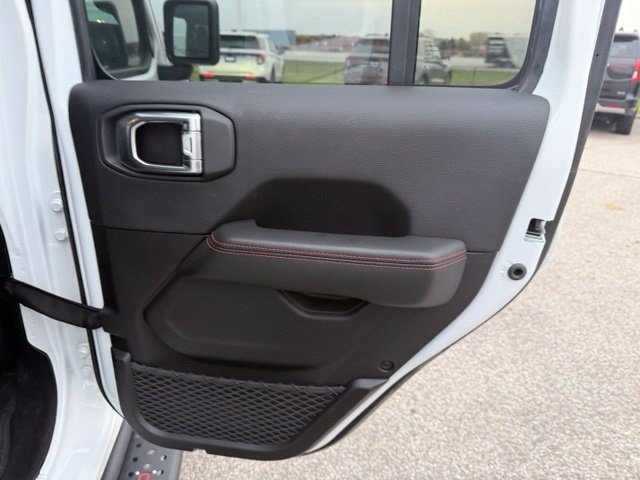 Used 2026 Jeep Wrangler Unlimited Rubicon AWD/4WD image 45