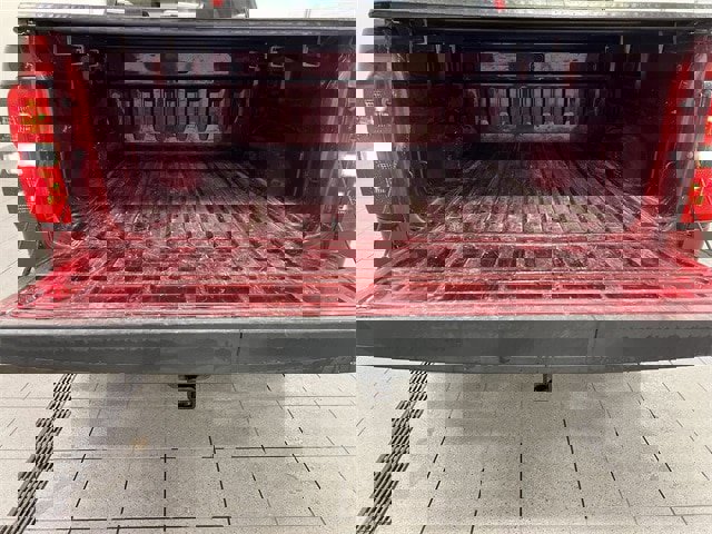 Used 2018 Chevrolet Silverado 1500 LT w/ All Star Edition image 19