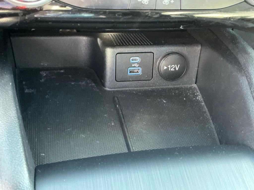 Certified 2022 Ford Escape SE FWD image 35
