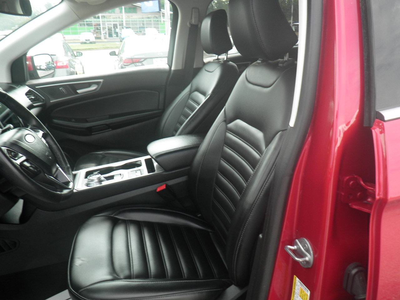 Certified 2024 Ford Edge SEL AWD/4WD image 14