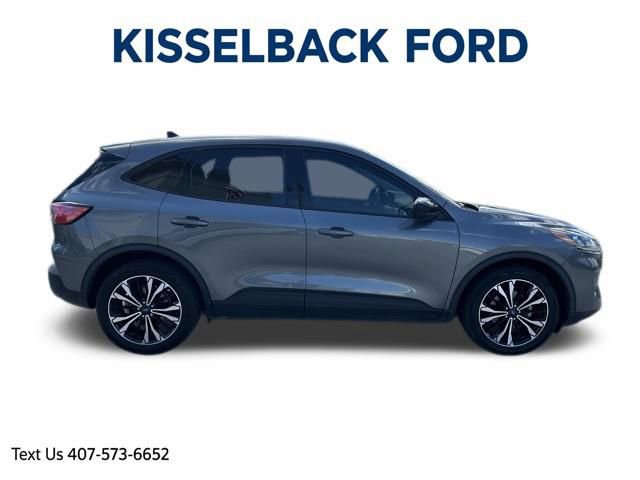 Certified 2022 Ford Escape SE w/ SE Sport Appearance Package FWD image 2