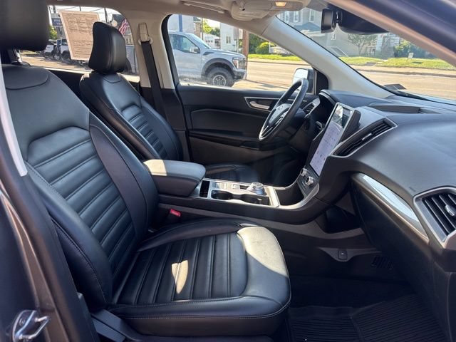 Certified 2023 Ford Edge SEL w/ Convenience Package AWD/4WD image 33