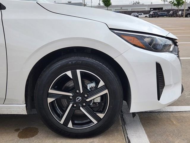 Used 2024 Nissan Sentra SV image 9