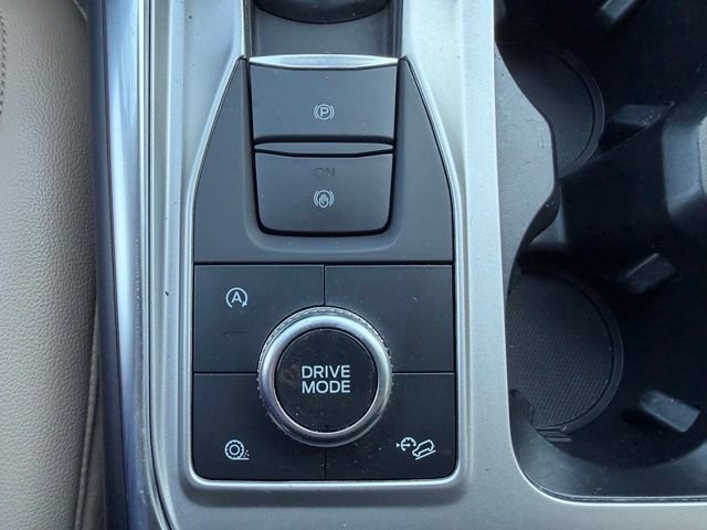 Certified 2020 Ford Explorer XLT w/ Equipment Group 202A AWD/4WD image 25