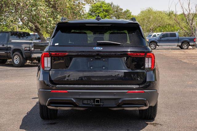 Certified 2025 Ford Explorer ST-Line w/ Premium Package RWD image 4